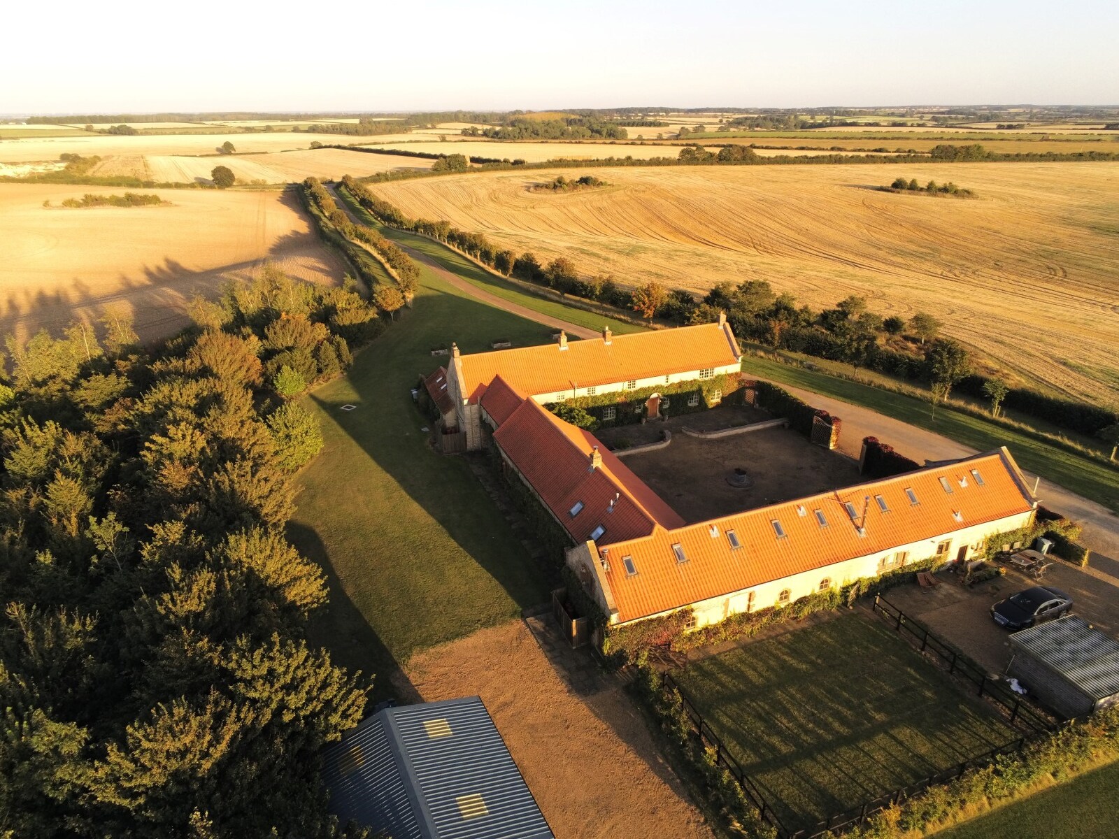 Whispering Meadows - Luxe Country Estate - photo 4