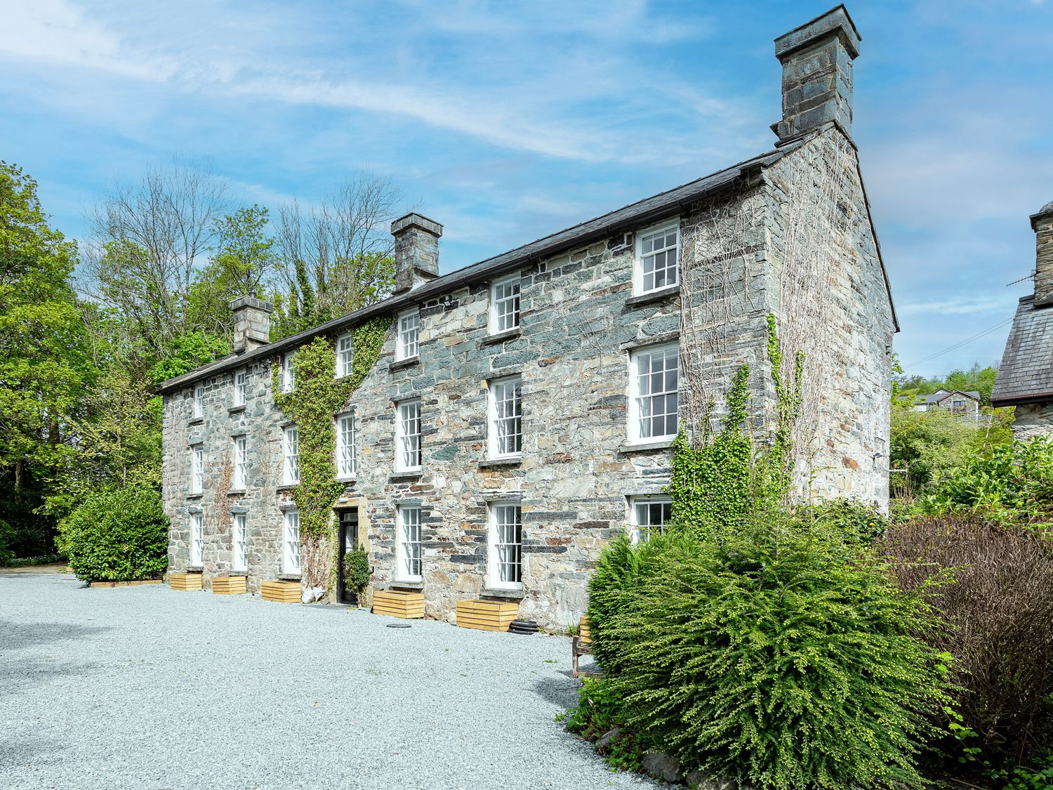 Snowdonia Manor - photo 3