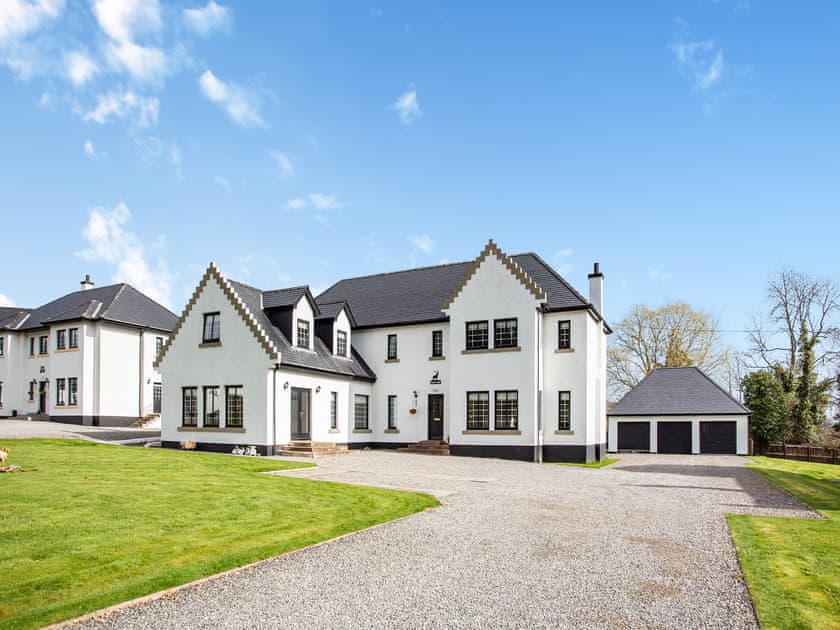 Kirkhill, Highland