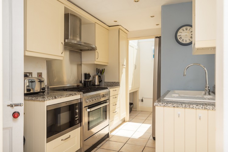 Stonehouse - photo 4