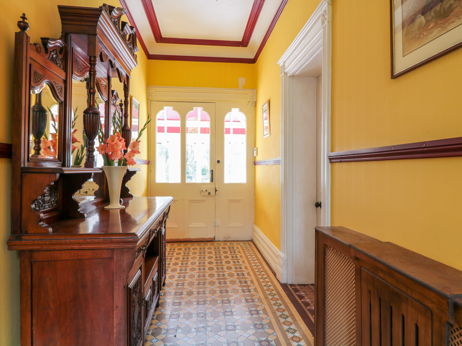 Stoneleigh - photo 3