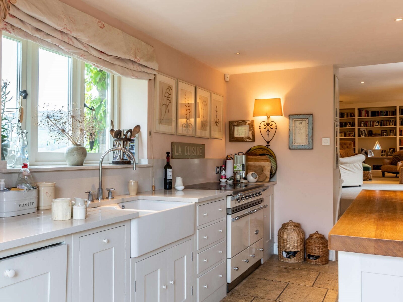 Llanvihangel Crucorney, Monmouthshire