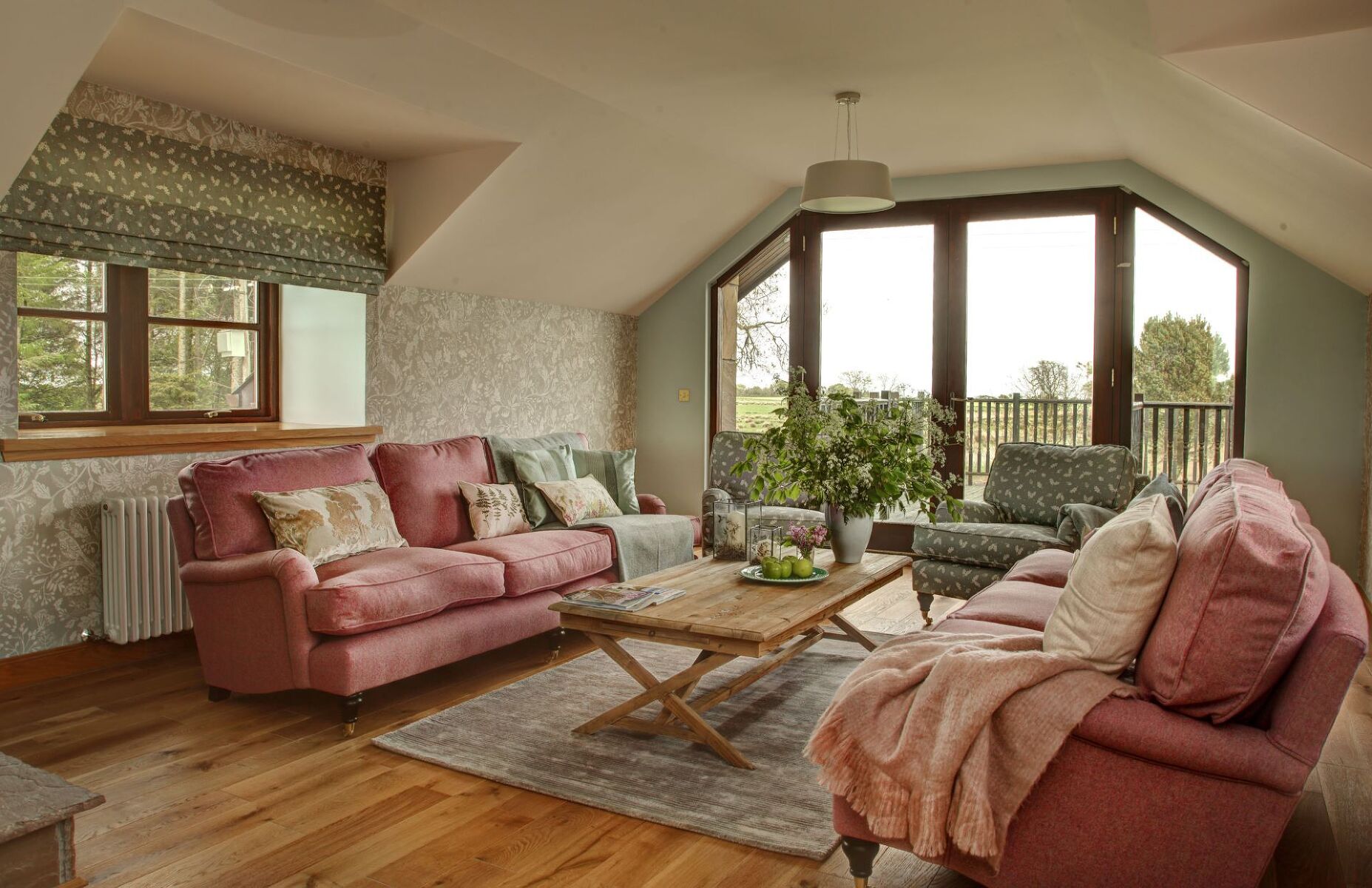Stuart House - photo 4