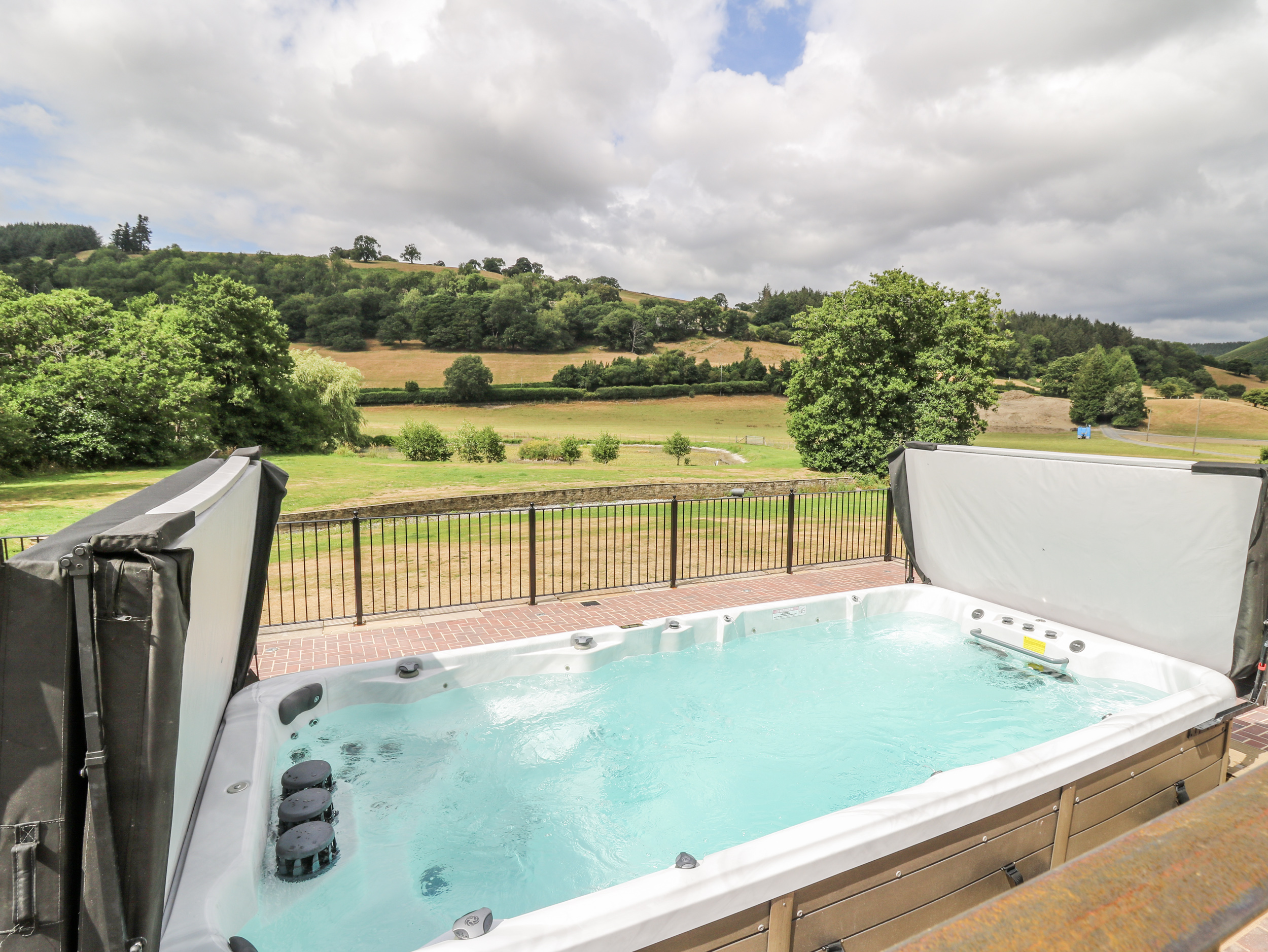Stud Farm House - photo 4