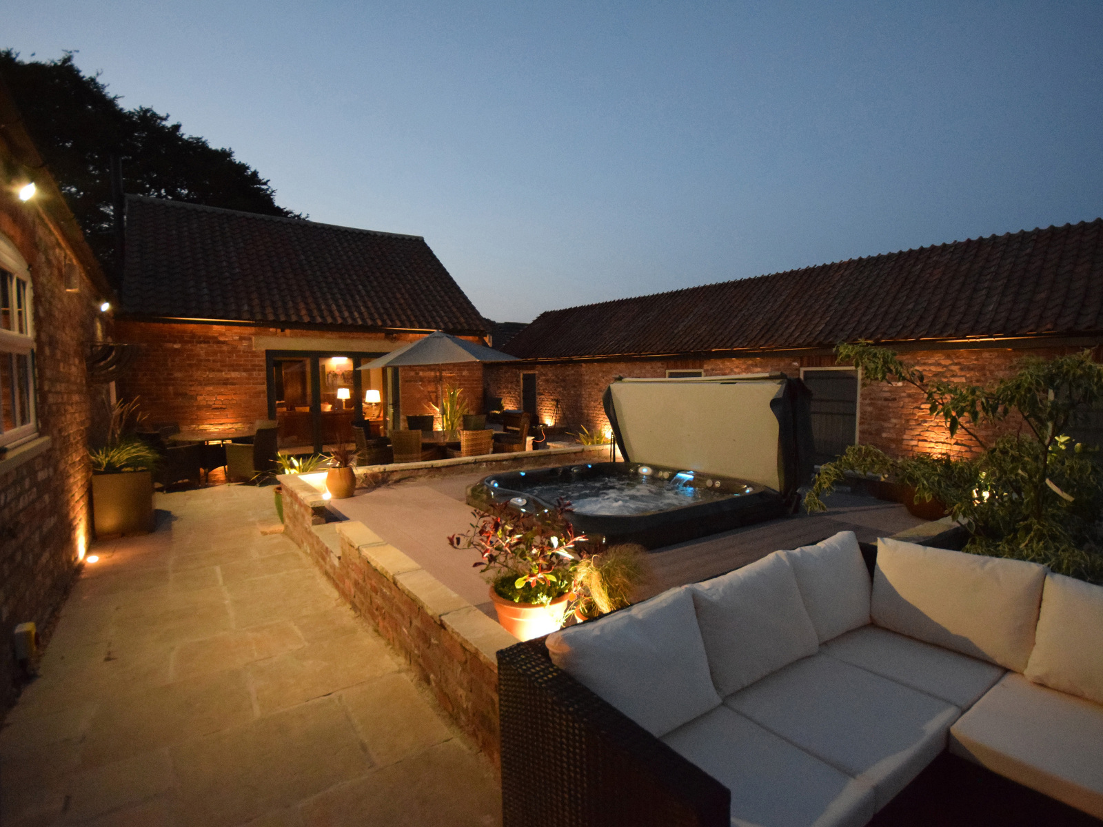 Sykes Lodge - photo 2