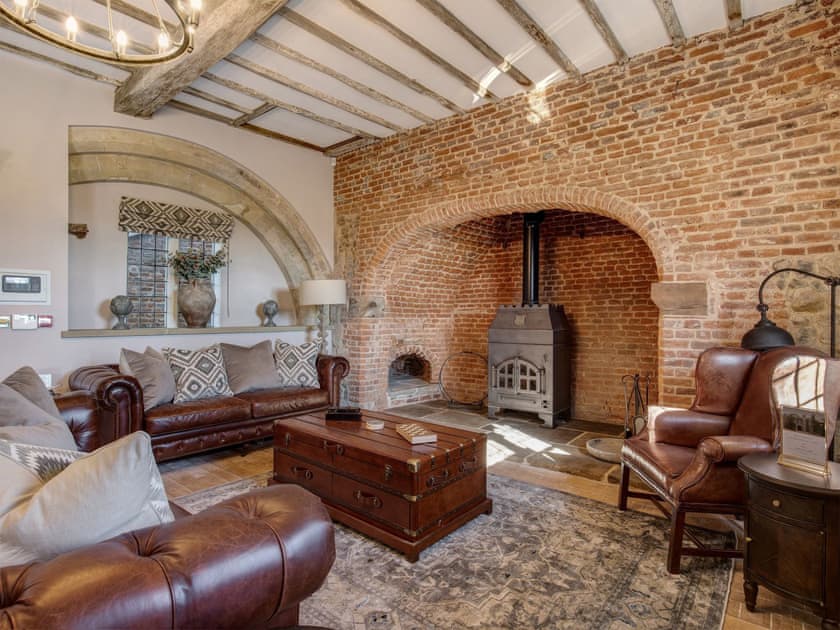 Tarnshade Cottage - photo 2