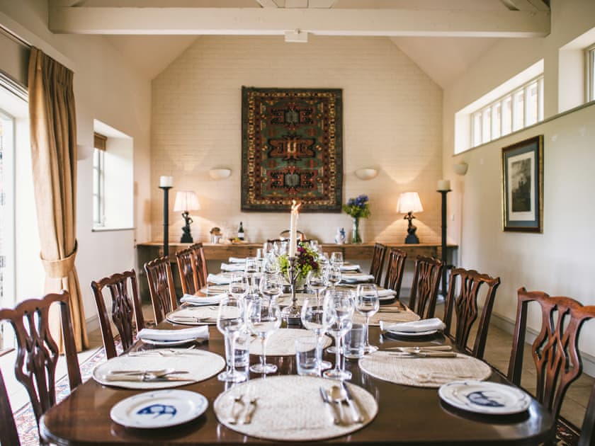 Tarrant Valley House - Sleeps 12 - photo 2