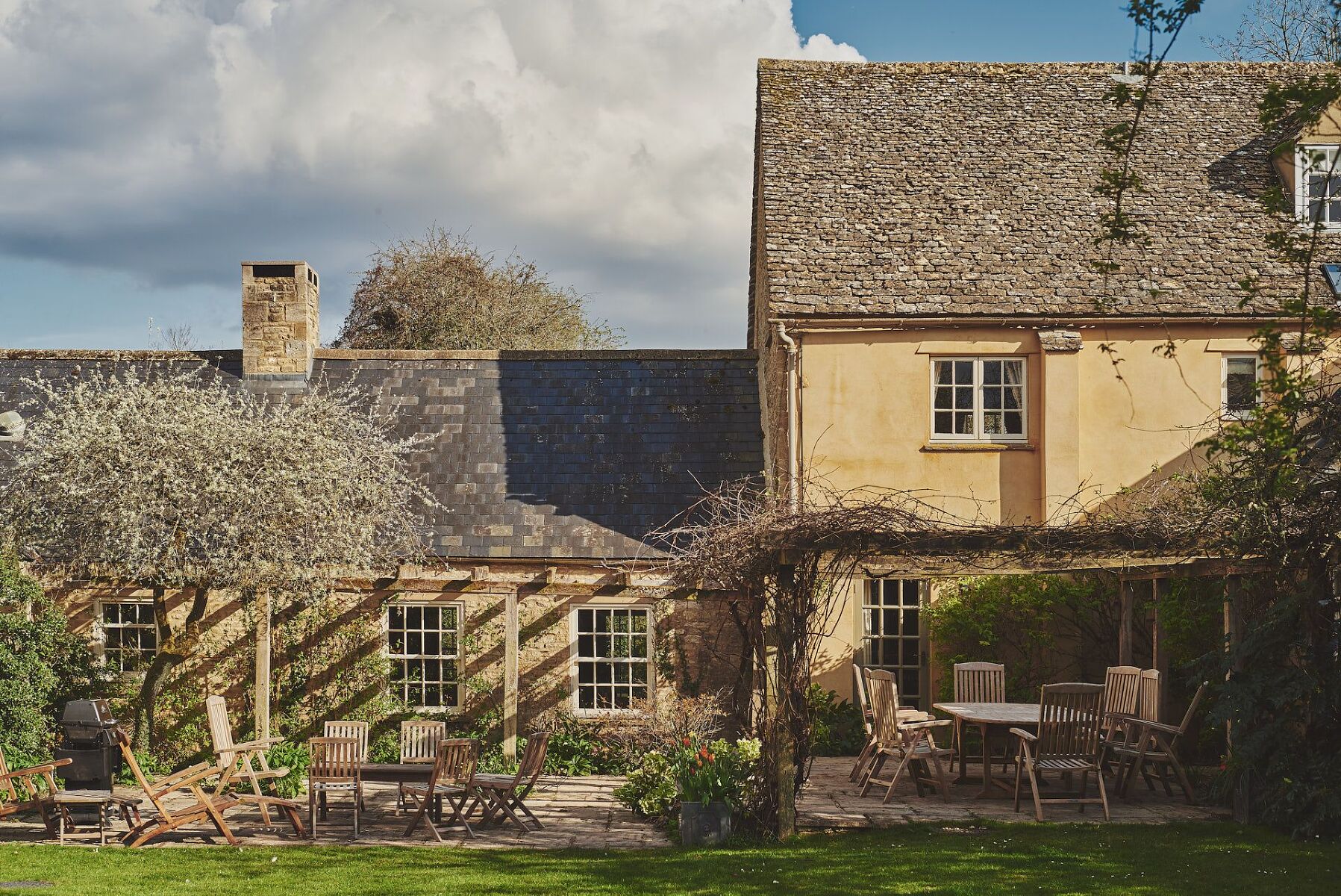 Tennyson House
