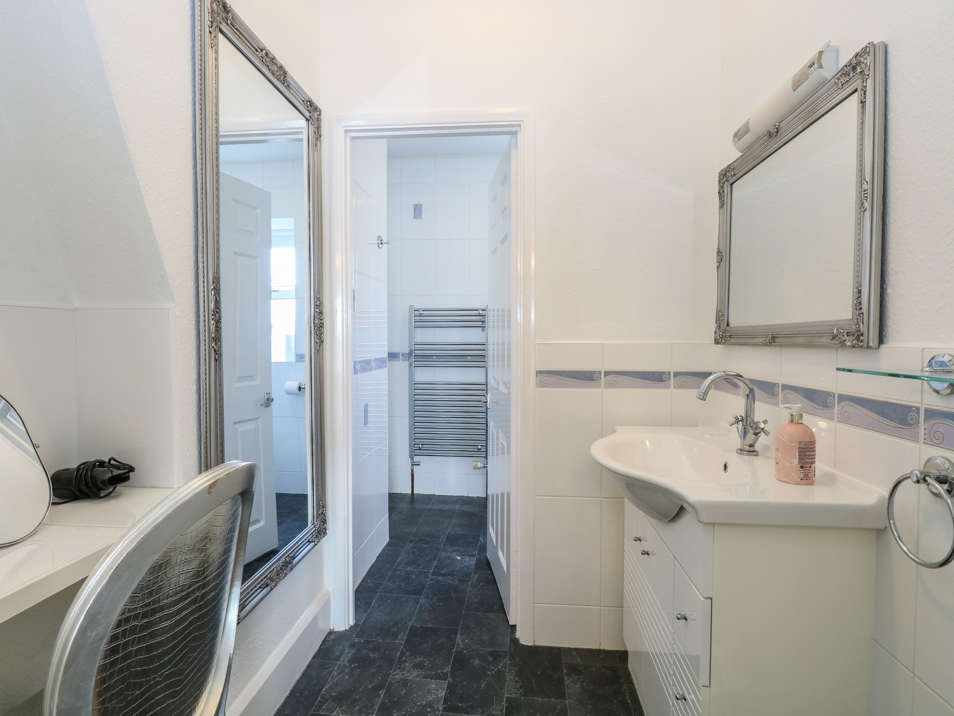 The Burleigh - photo 4