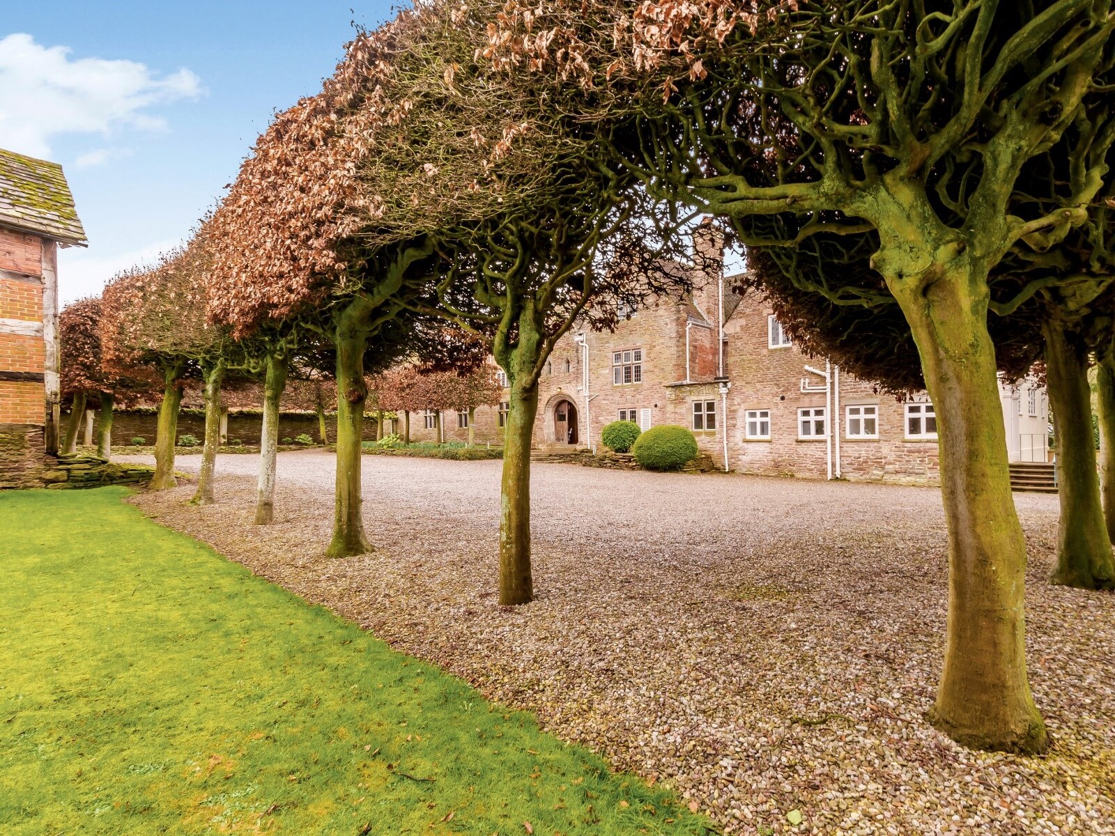The Orchard Estate - Grand Country Mansion, Private Grounds - photo 3