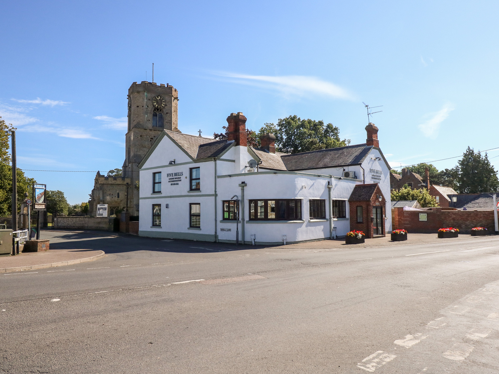 The Five Bells Inn - photo 2