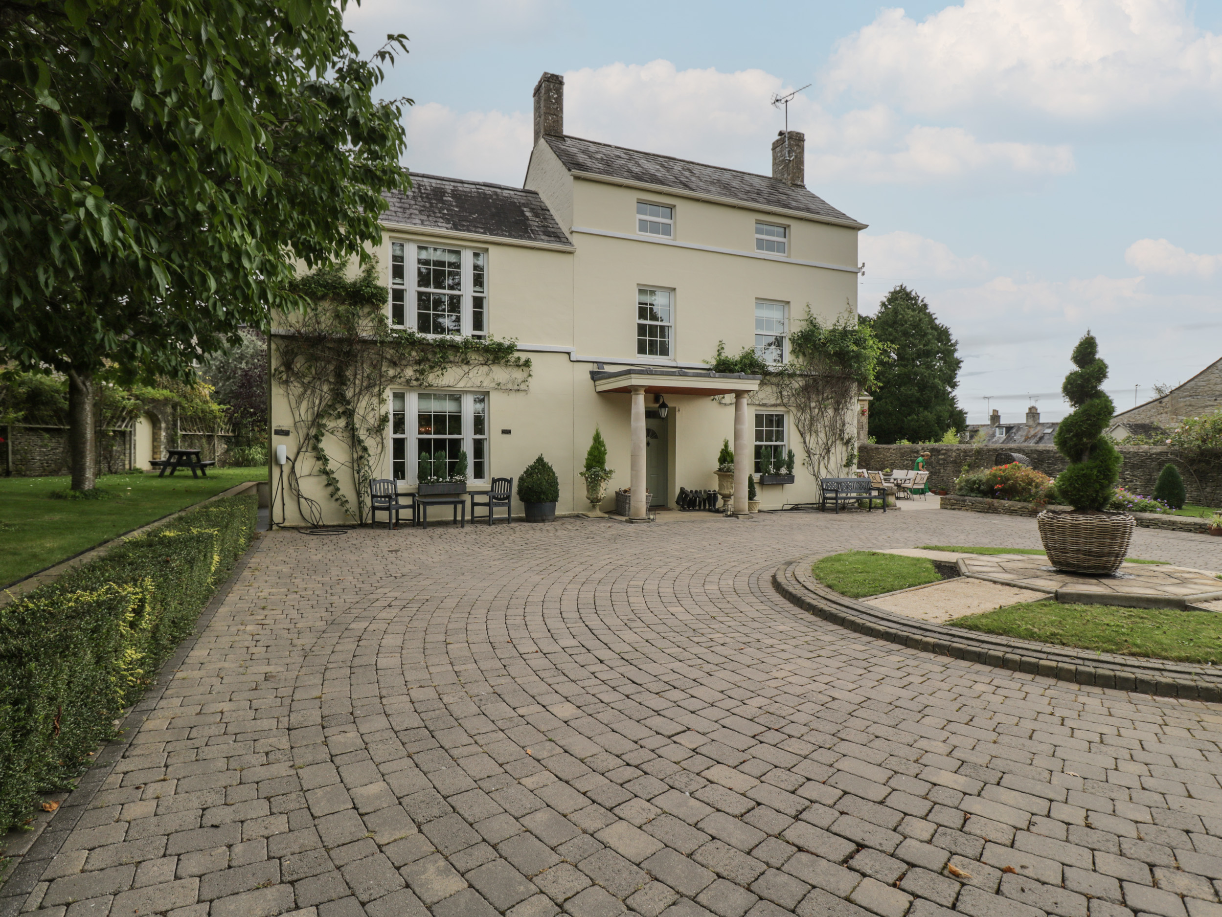 Stratton, Gloucestershire