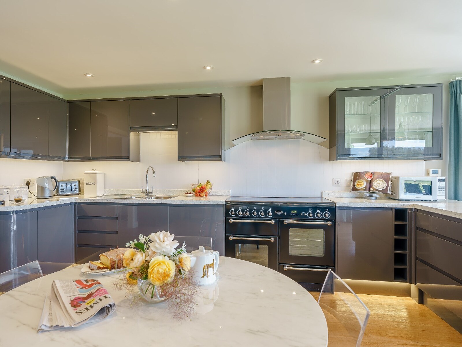 Whispering Willows - Luxurious Country Living - photo 3