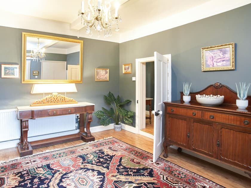 The Manor House - photo 4