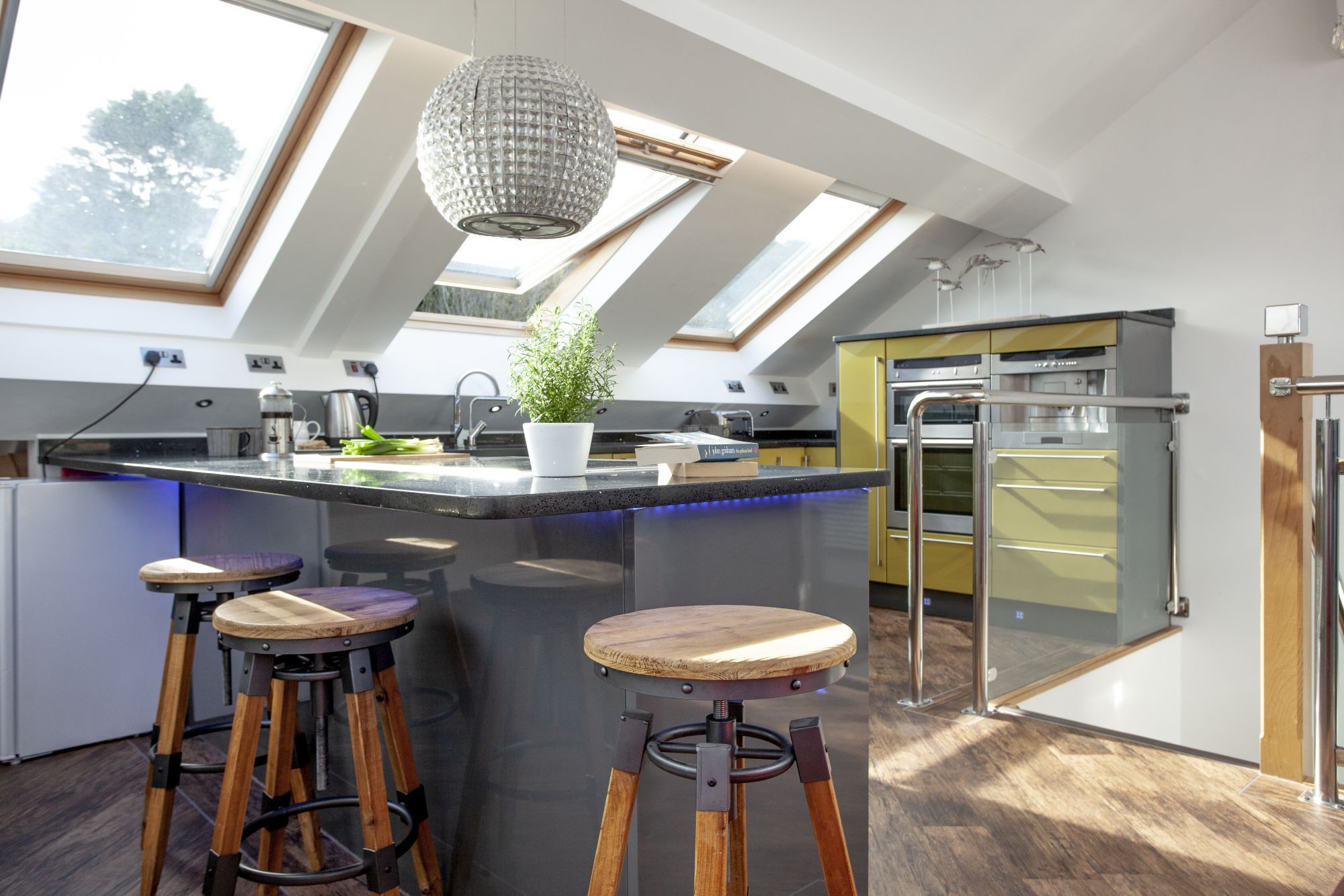 The Penthouse, 15 At The Beach - photo 3