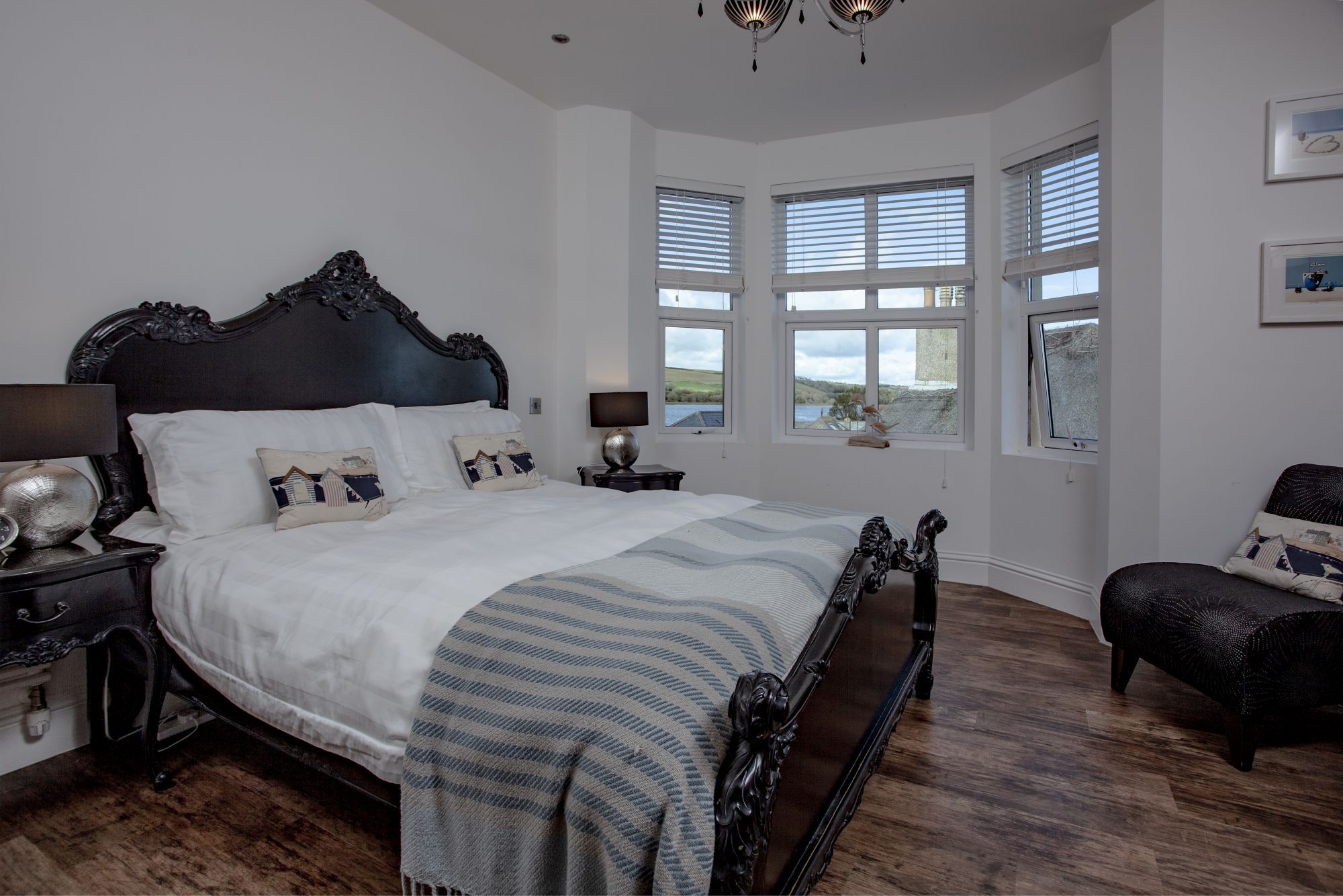 The Penthouse, 15 At The Beach - photo 4