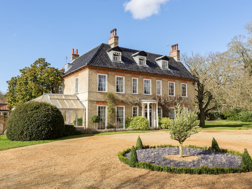 The Sedgeford Hall - photo 3