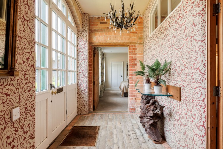 The Stable House - photo 3