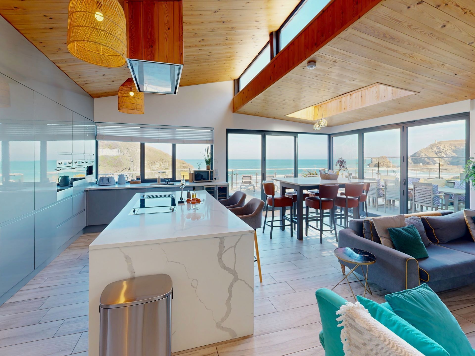 The Tide House - photo 3