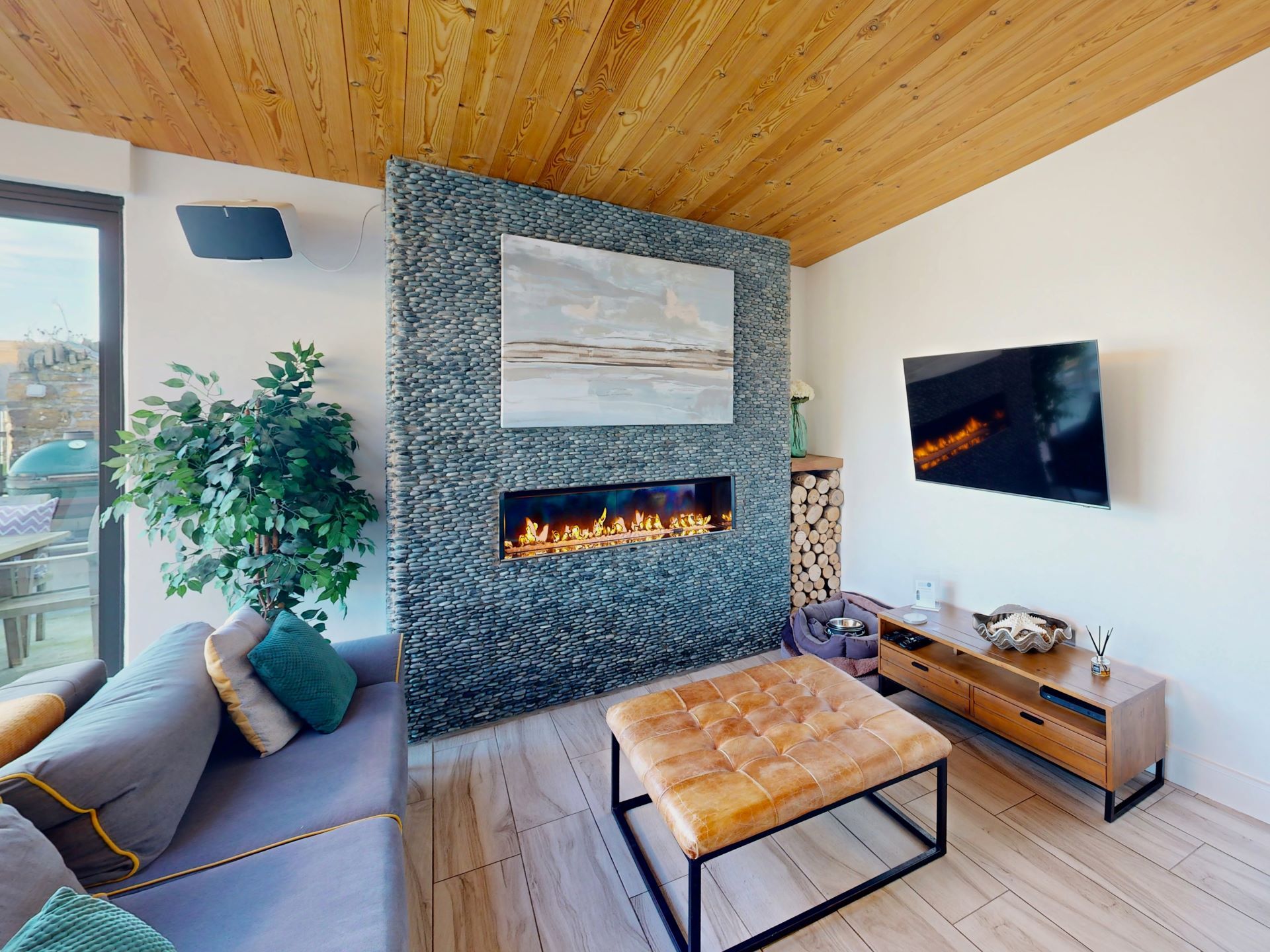 The Tide House - photo 4