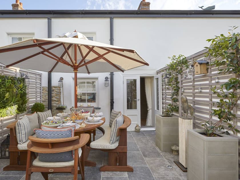 Thistlebend House - photo 2
