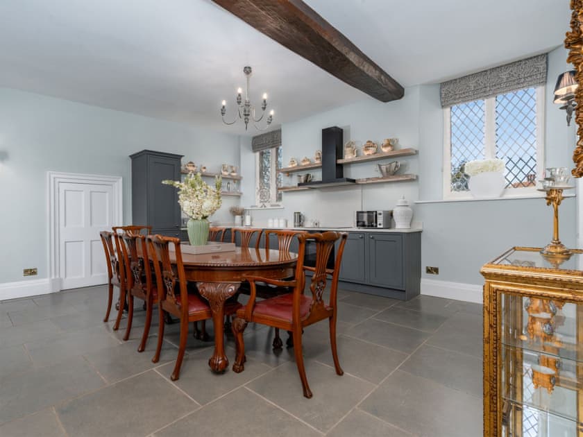 Timber Cottage - photo 2