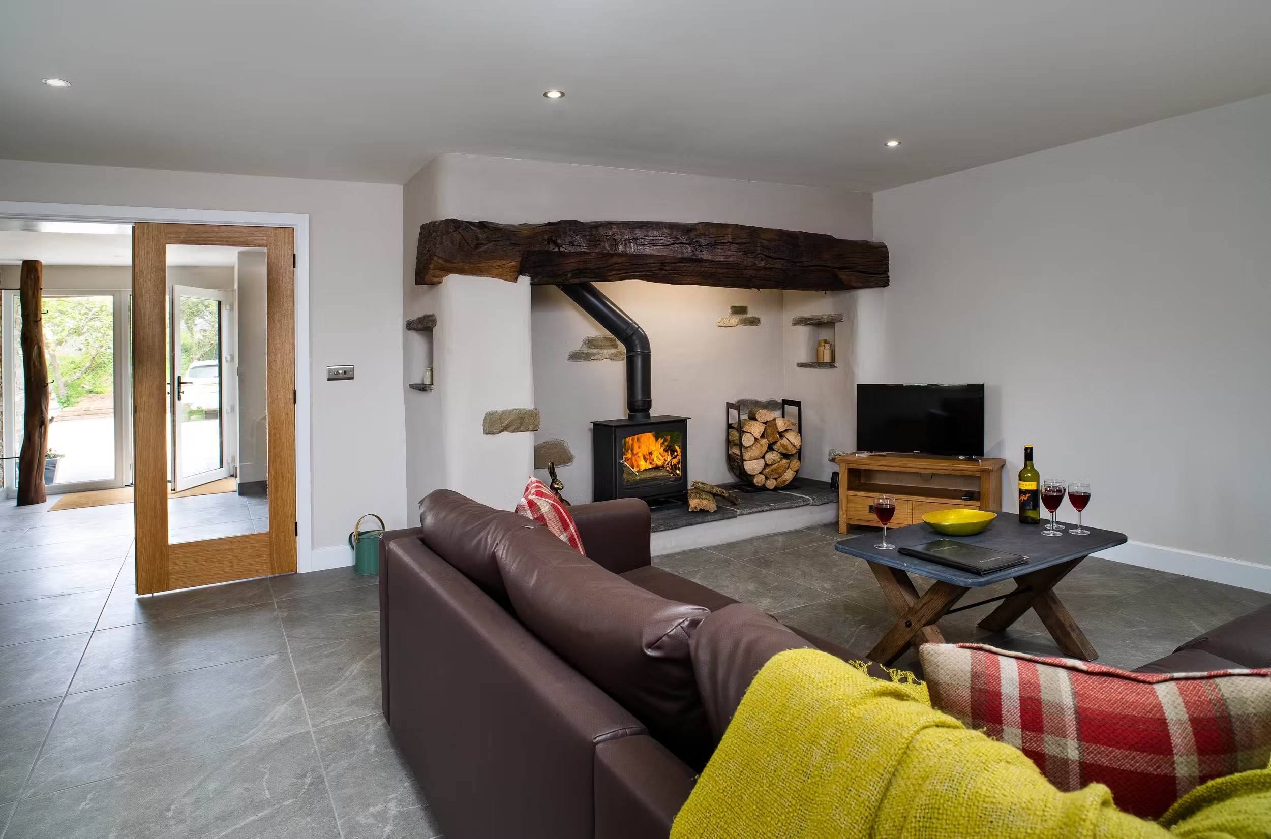 Towyn Farmhouse - photo 4