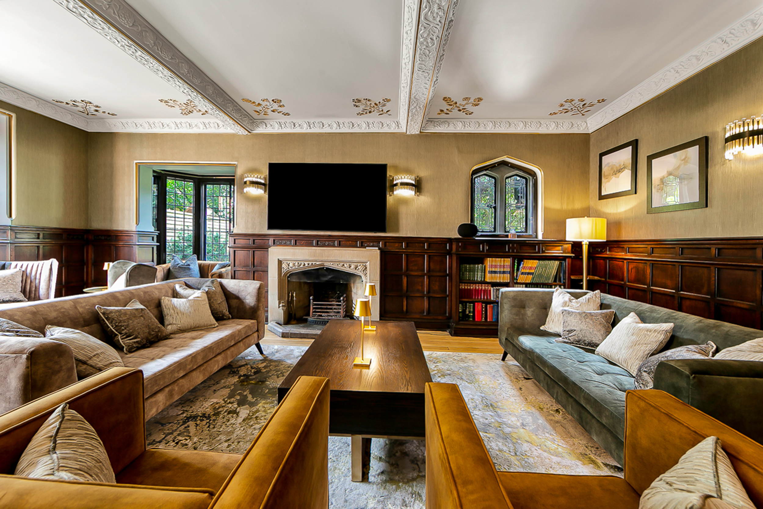 Tudor Grange - photo 5