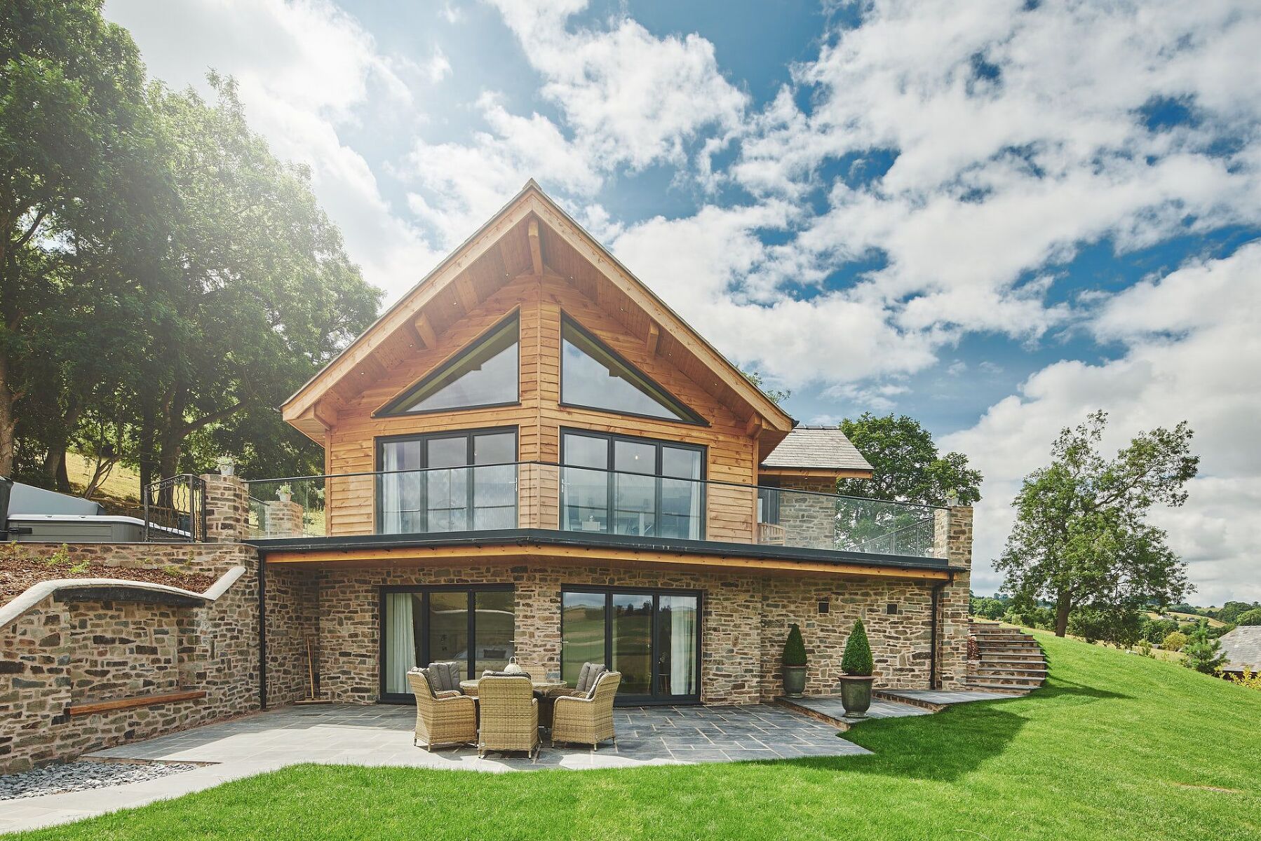 Llandyssil, Powys