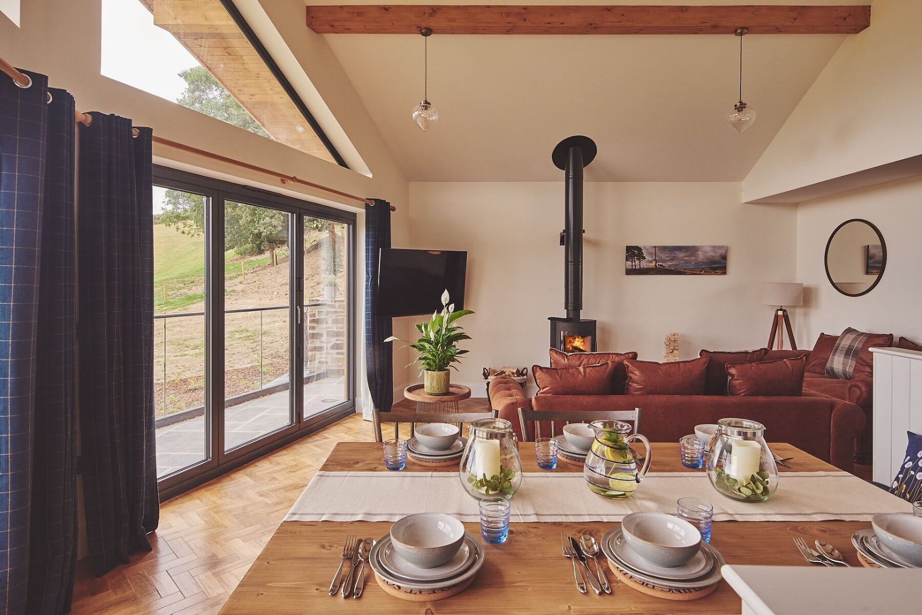 Upper Tumble Cottage - photo 2
