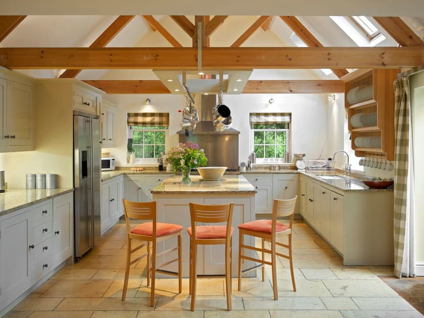 Weir House - photo 5