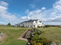 2 Thurlestone Beach Apartments