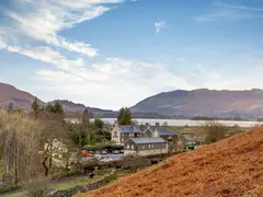 Tranquil Heights - Lakeside Luxury