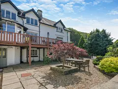 Tranquil Paws - Pet-Friendly Luxury Haven