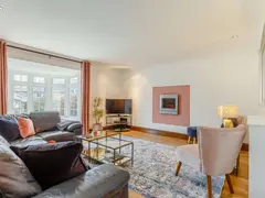 Seaside Serenity - Pet-Friendly Cottage