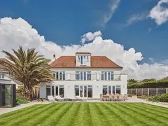 Bracken Manor