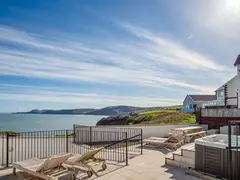 Clifftop Haven