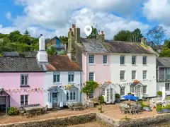 Dunedin Cottage