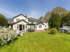 Hollybank Cottage 