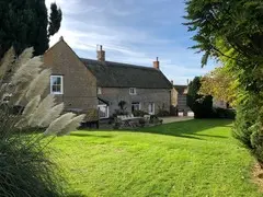 Lanternmere Cottage