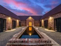 Larkspur Cottage