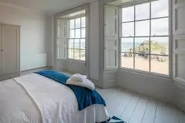 Castle View Terrace - Oceanside Elegance