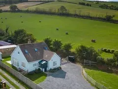 Middlecombe Lodge