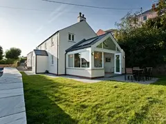 Panteg Farmhouse Cottage