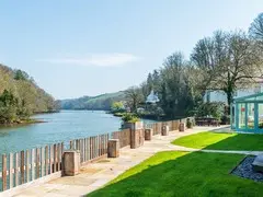 Perchwood Shippon