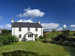 Pine Farmhouse