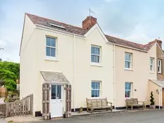 Sea Dog Cottage