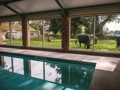 Tarrant Valley House - Sleeps 16