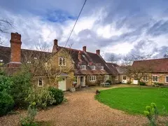 The Moorfield Lodge