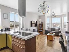 The Penthouse, 16 At The Beach